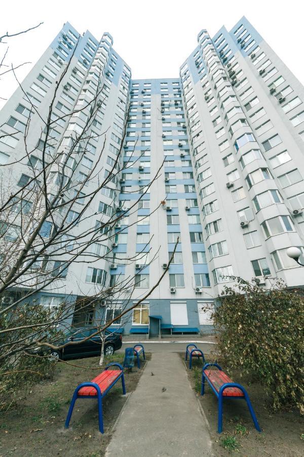 Лучшая Квартира В Броварах Brovary Exterior photo